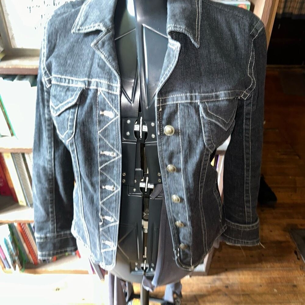 AMI distressed S cropped classic minimalist denim jacket